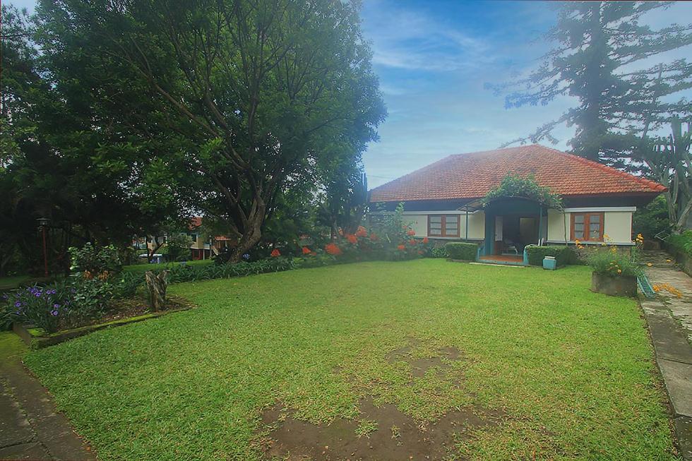 Hotel Villa Rawa Pening Pratama By Aparian Bandungan Esterno foto
