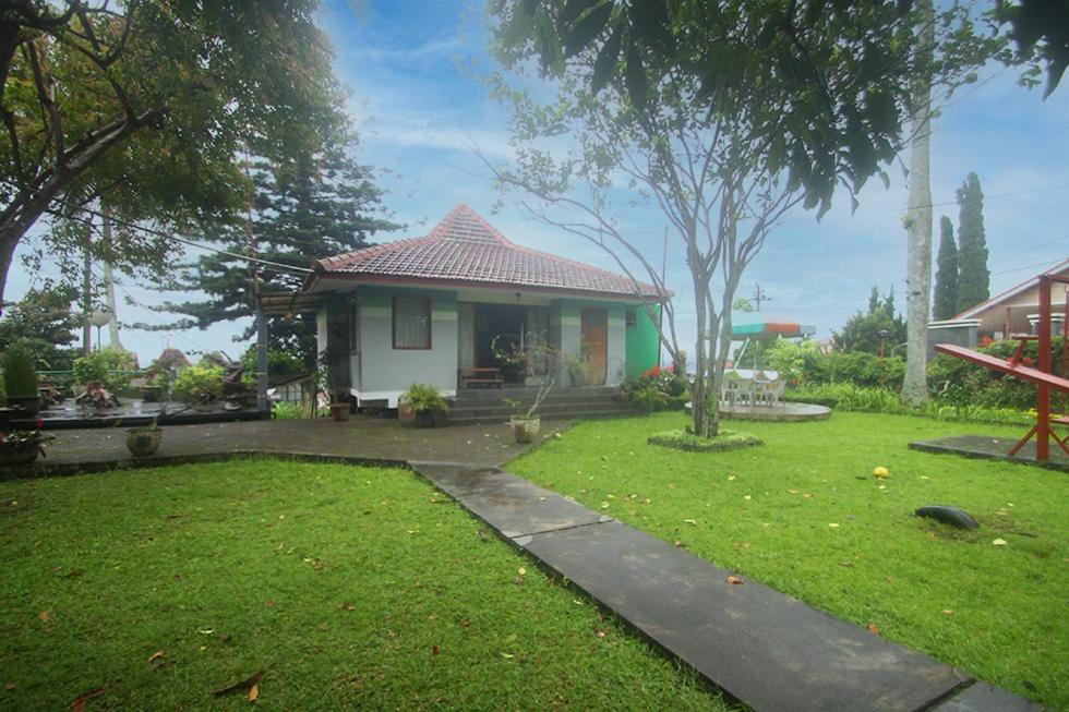 Hotel Villa Rawa Pening Pratama By Aparian Bandungan Esterno foto
