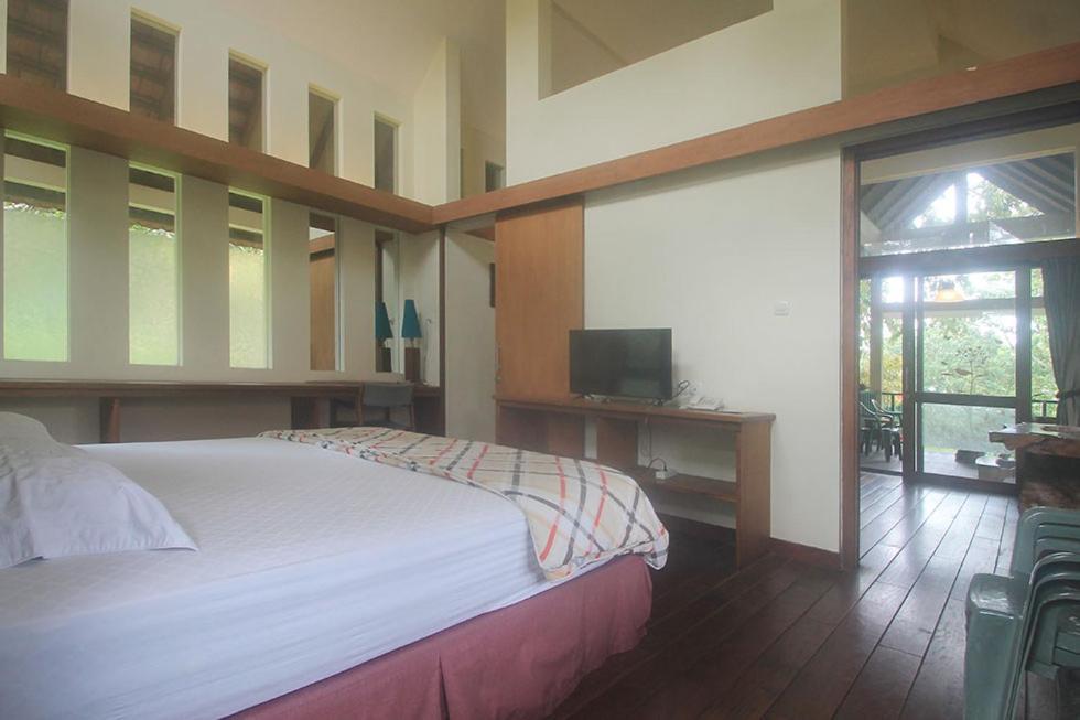 Hotel Villa Rawa Pening Pratama By Aparian Bandungan Esterno foto