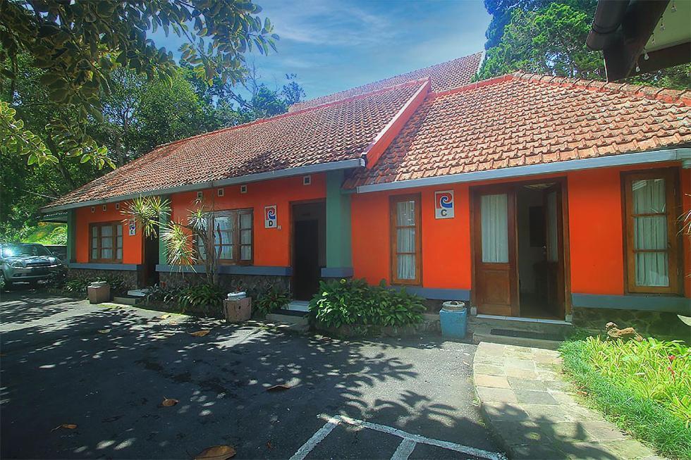 Hotel Villa Rawa Pening Pratama By Aparian Bandungan Esterno foto