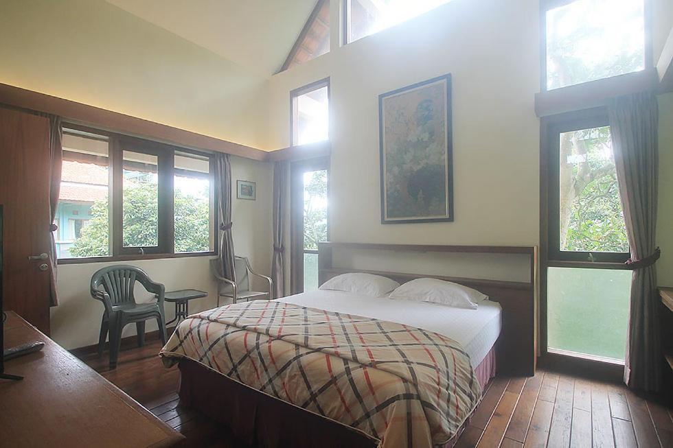 Hotel Villa Rawa Pening Pratama By Aparian Bandungan Esterno foto