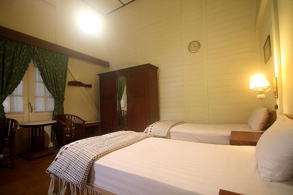 Hotel Villa Rawa Pening Pratama By Aparian Bandungan Esterno foto
